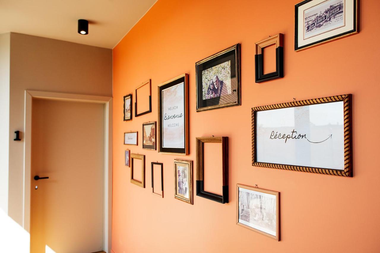 Hotel De La Poste Ellezelles Екстериор снимка