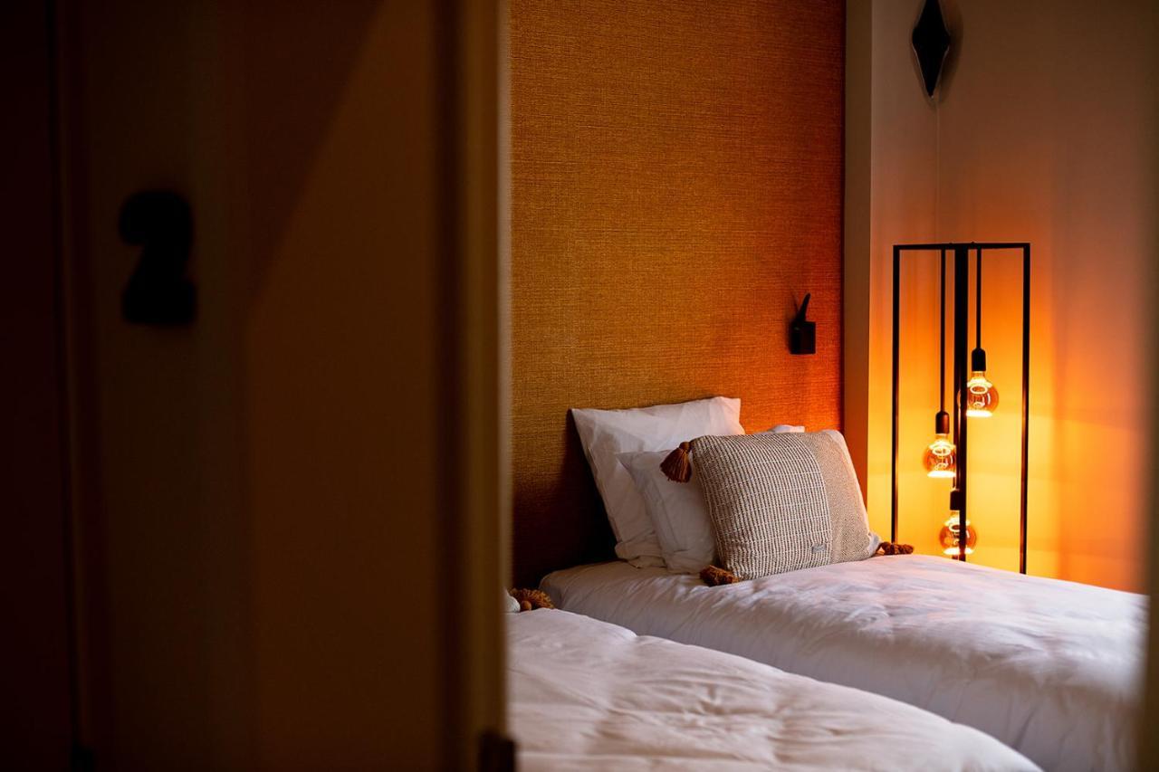 Hotel De La Poste Ellezelles Екстериор снимка
